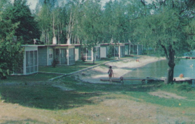 Recreation Point Resort - Vintage Postcard